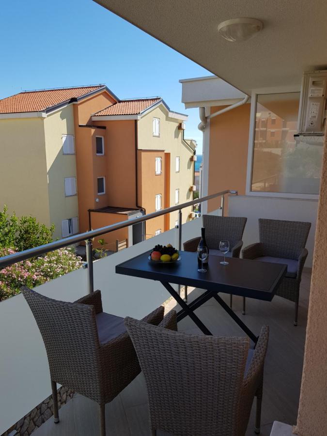 Apartments Sun Dance With Heated Pool Novalja Ngoại thất bức ảnh