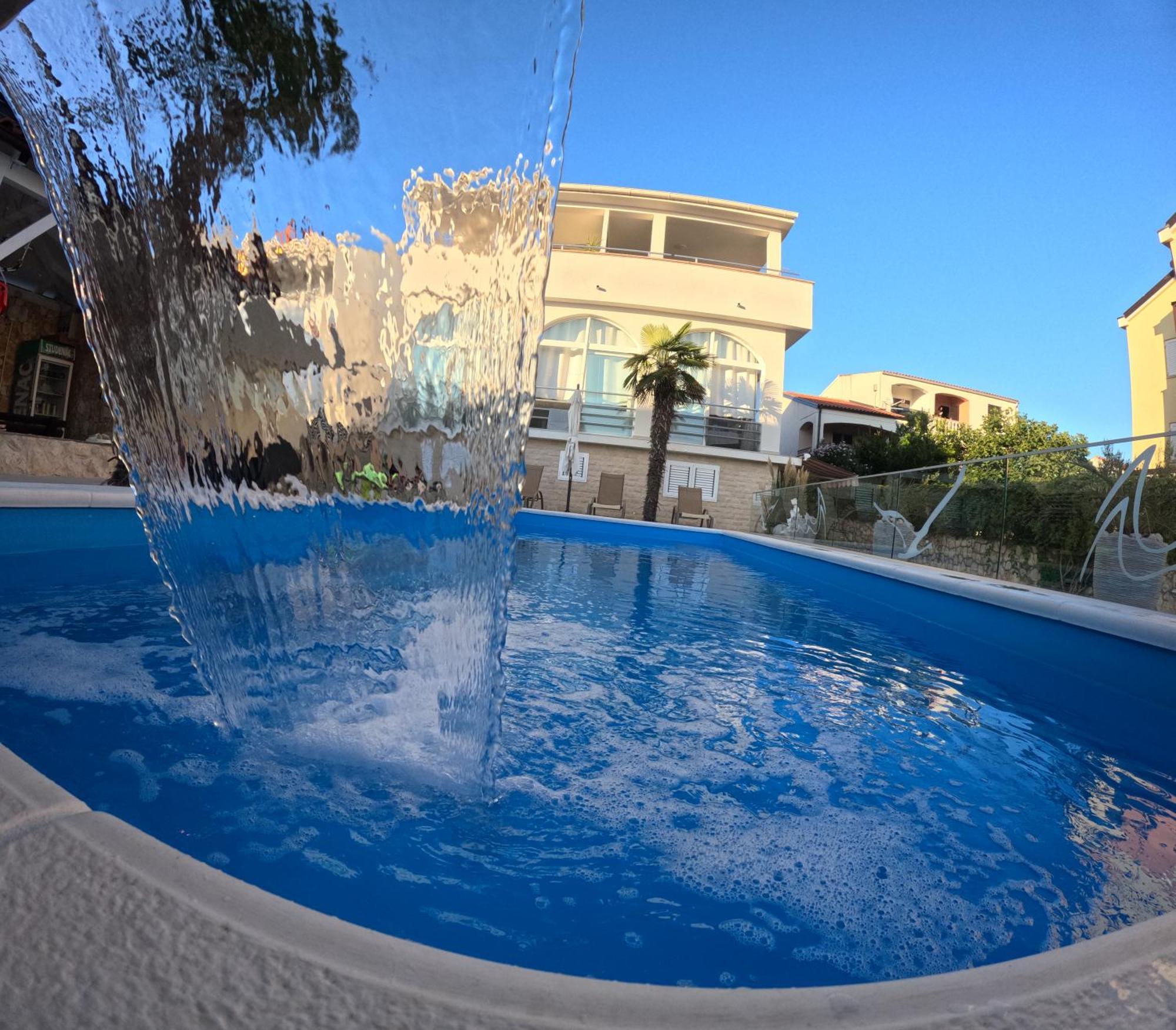 Apartments Sun Dance With Heated Pool Novalja Ngoại thất bức ảnh